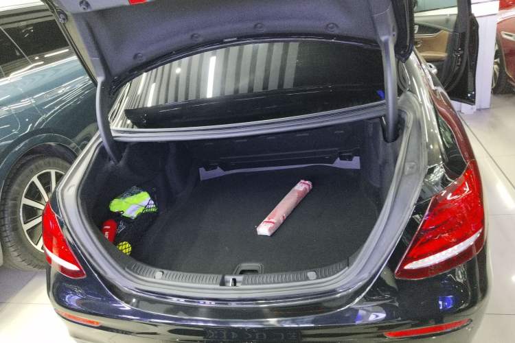 Used Mercedes-Benz E-Class 2019 E 300 L Sport Luxury Edition
