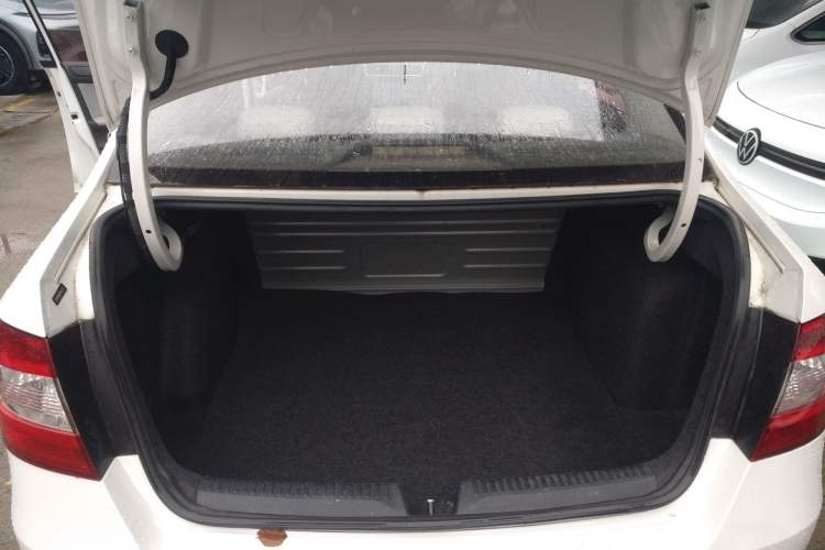 Used Skoda Rapid 2016 1.6L Manual Trend Edition
