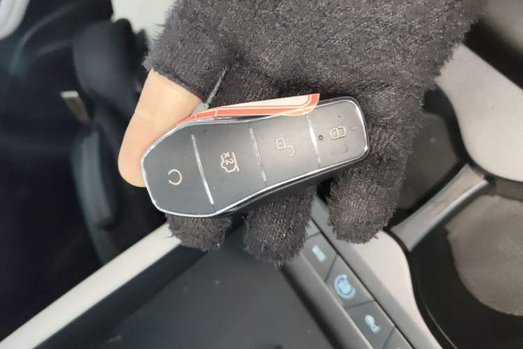 Used BYD Yuan UP 2025 Intelligent Driving Version 401 km Leading Edition