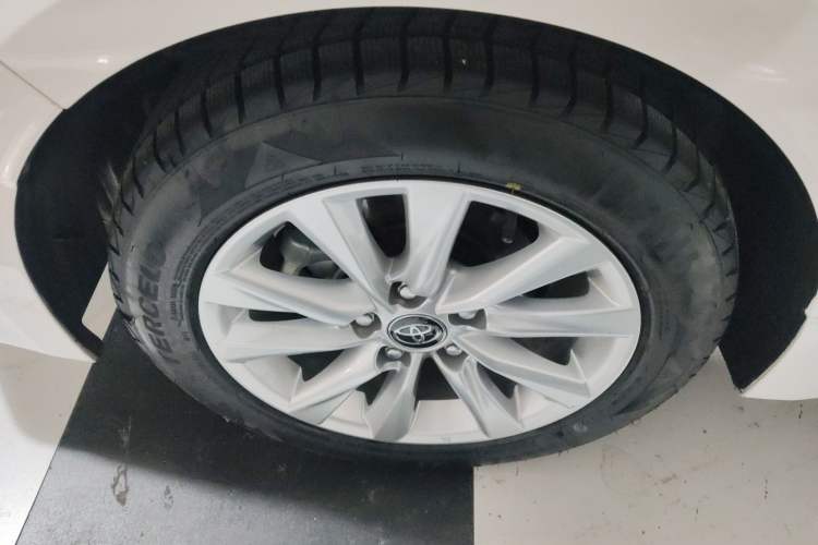 Used Toyota Corolla 2024 1.8L Smart Electric Hybrid Dual-Engine Elite Edition
