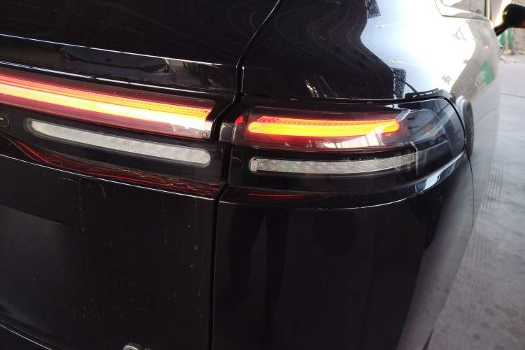 Used Leapmotor C16 2024 All-Electric 580 Luxury Edition
