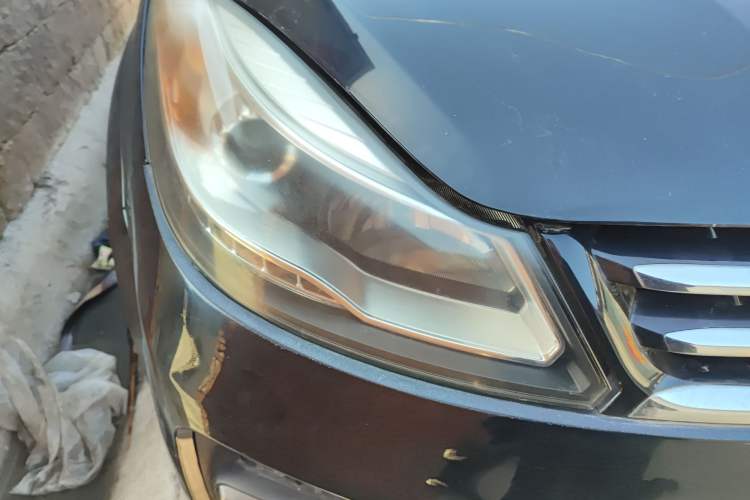 Used JMC Yusheng S350 2013 2.4T Automatic 2WD Diesel Luxury 7-Seater