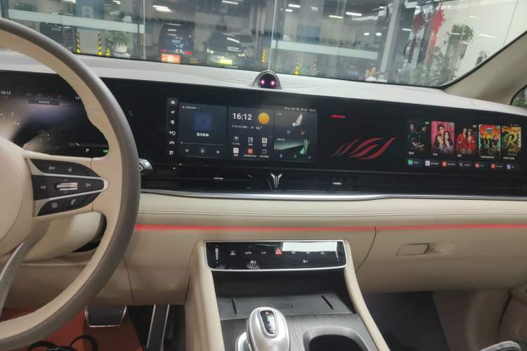 Used VOYAH Dream 2022 Low-Carbon Edition Dream+ Smart Enjoyment Package