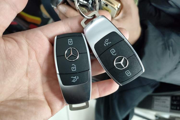 Used Mercedes-Benz A-Class 2022 Revised Version A 200 L Sport Sedan Fashionable Style
