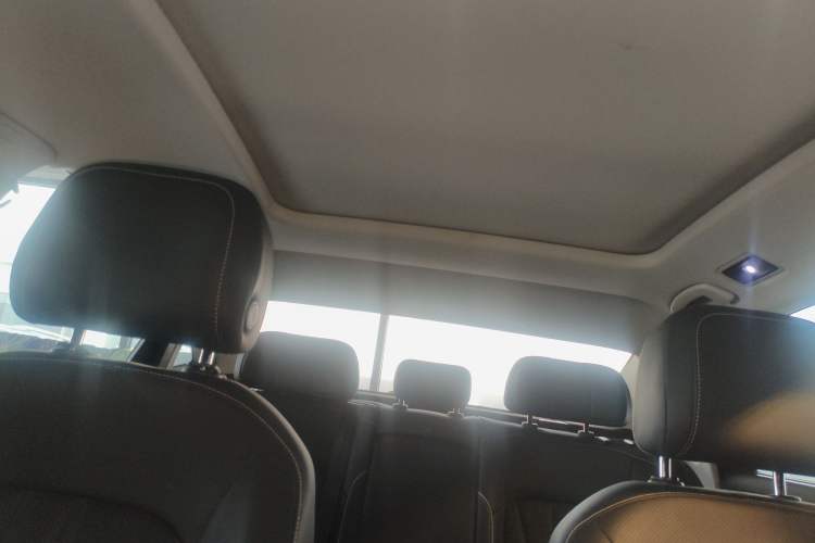 Used Volkswagen Passat 2024 380TSI Starry Luxury Edition
