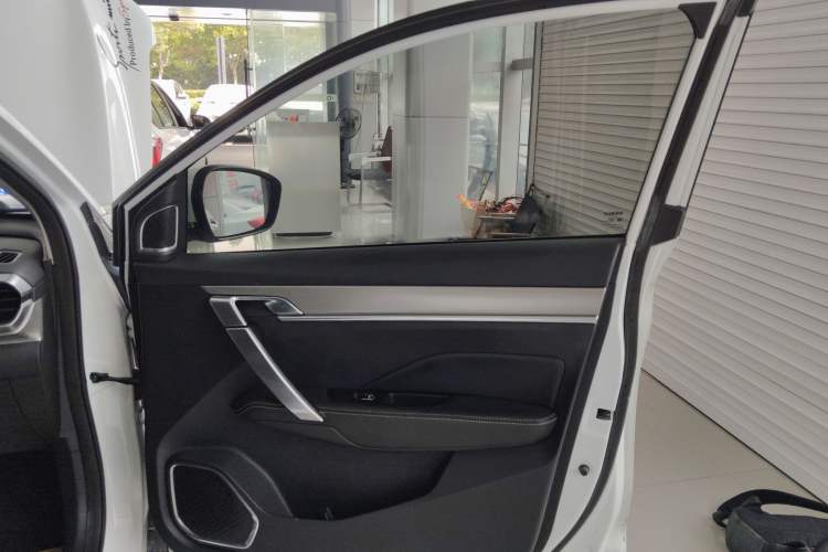 Used Geely Auto Coolray 2019 260T DCT Knight China V Standard
