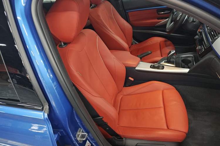 Used BMW 3 Series 2019 320i M Sport Package
