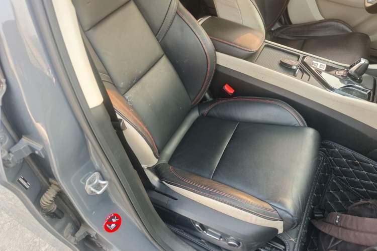 Used Lynk & Co 02 2018 1.5T DCT Two-Wheel Drive Zhaopu Version China V Standard
