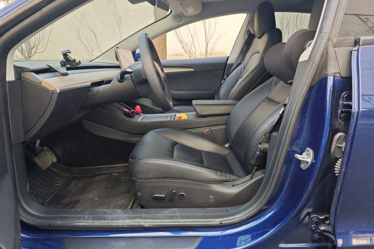 Used Tesla Model 3 2022 Rear-Wheel-Drive Version