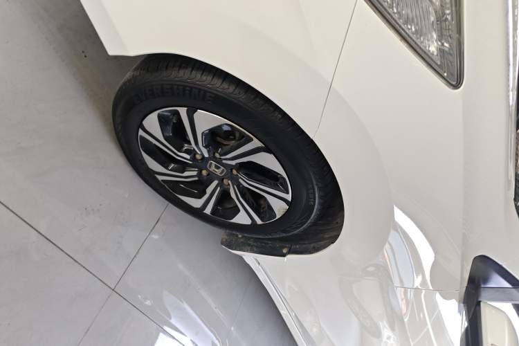 Used Honda Crider 2016 1.8L CVT Luxury Edition
