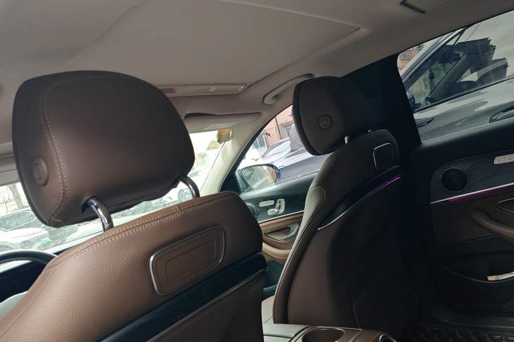 Used Mercedes-Benz E-Class 2016 E 300 L Sporty and Stylish Model