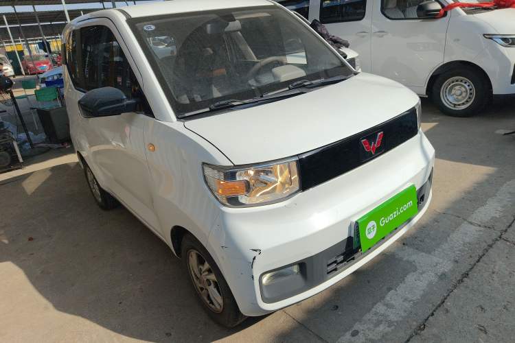 Used Wuling Hongguang MINIEV 2021 Macaron Sandwich Model 170 km Lithium Iron Phosphate
