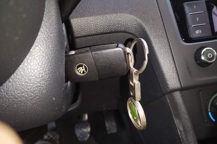 Used Skoda Rapid Spaceback 2018 1.6L Manual Standard Edition
