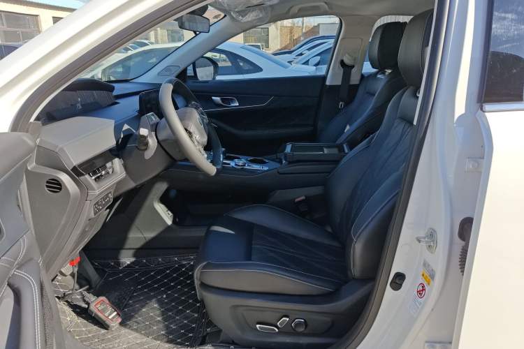 Used Changan UNI-K iDD 2024 ZhiDian iDD 1.5T 135km Smart Leading Model
