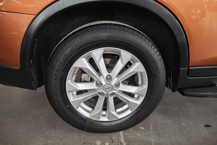 Used Nissan X-Trail 2014 2.5L CVT Leading Edition 4WD