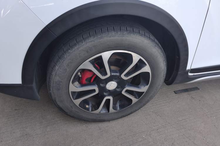 Used Geely Auto Vision X3 2017 1.5L Automatic Prestige Model
