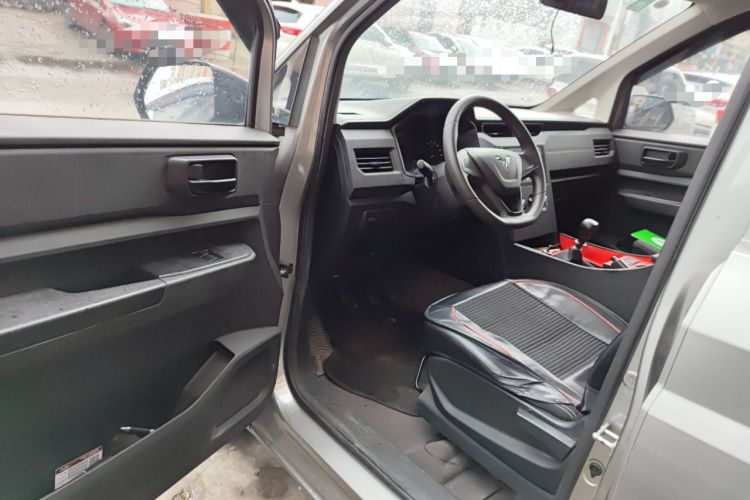Used Wuling Hongguang PLUS 2019 1.5T Manual Wealthy Version 2 Seats
