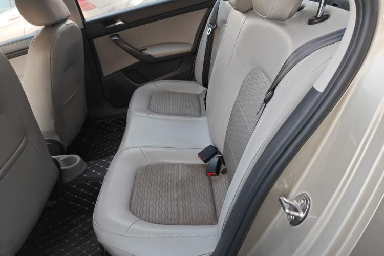 Used Skoda Rapid 2016 1.6L Automatic Chuanxing Edition
