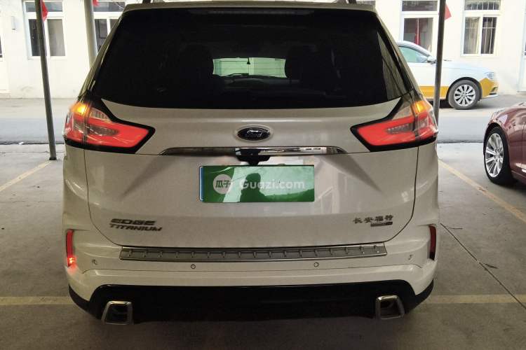 Used Ford Edge 2020 EcoBoost 245 Two-Wheel Drive Titanium 7-Seater
