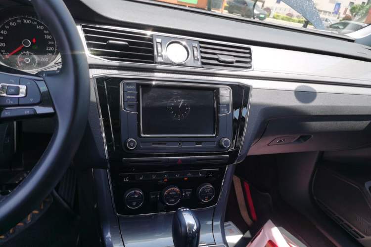 Used Volkswagen Passat 2017 330TSI DSG Luxury Edition