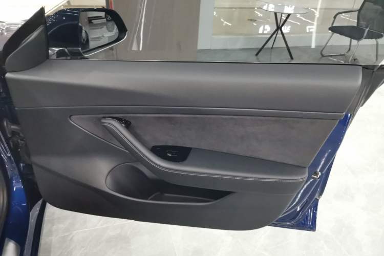 Used Tesla Model 3 2019 Standard Range Rear-Drive Upgraded Version
