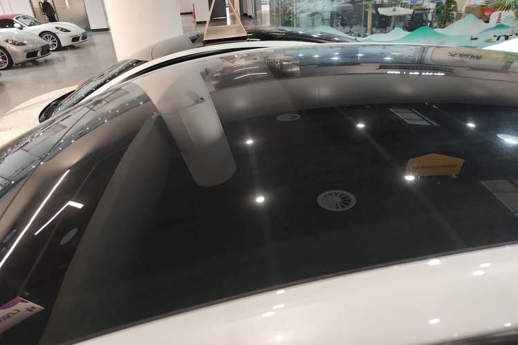 Used Tesla Model Y 2024 Rear-Wheel-Drive Version
