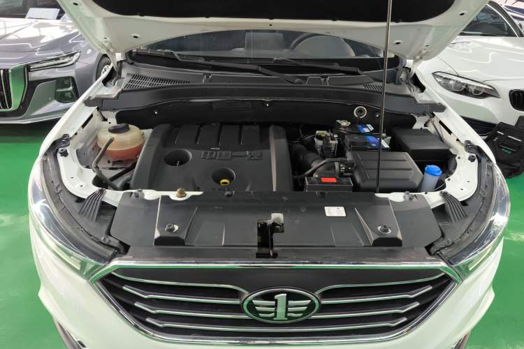 Used Bestune X40 2019 1.6L Automatic Luxury Edition China VI
