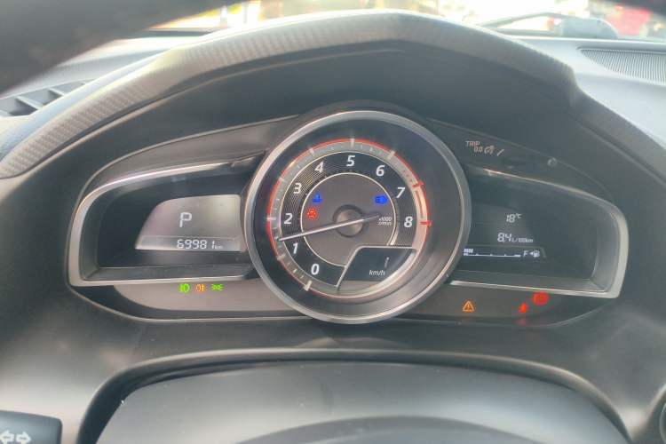 Used Mazda Mazda 3 Axela 2016 Sedan 2.0L Automatic Flagship Model
