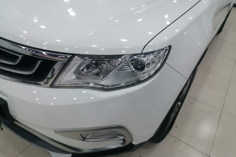 Used Geely Auto Emgrand X7 Sport 2016 1.8TD Automatic ZhiShang Model
