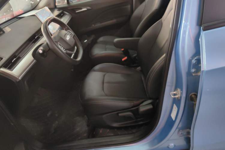 Used NETA V 2021 Long-Range Entertainment Edition Upgrade Model
