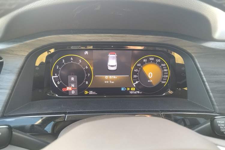 Used Volkswagen Viloran 2024 330TSI Luxury Edition
