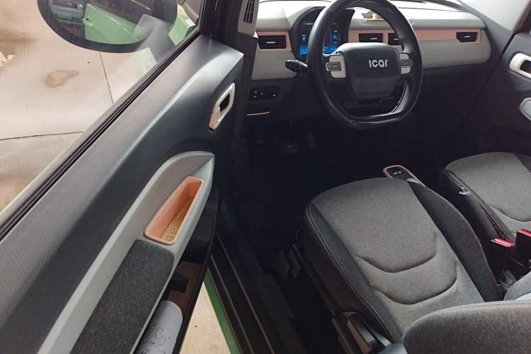 Used Chery QQ Ice Cream 2022 120km Conical Shape Lithium Iron Phosphate