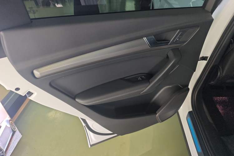 Used Audi Q5L 2022 40T Luxury Dynamic Model