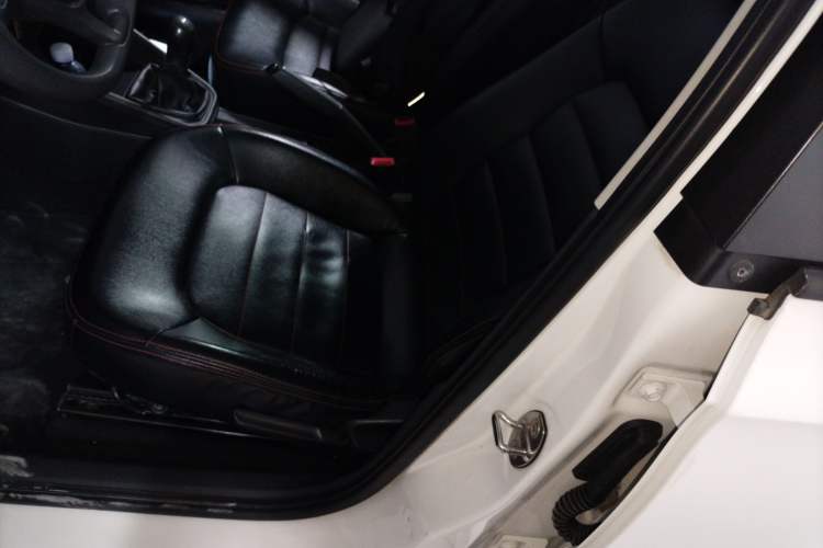 Used Volkswagen Santana 2016 1.6L Manual Fashion Edition
