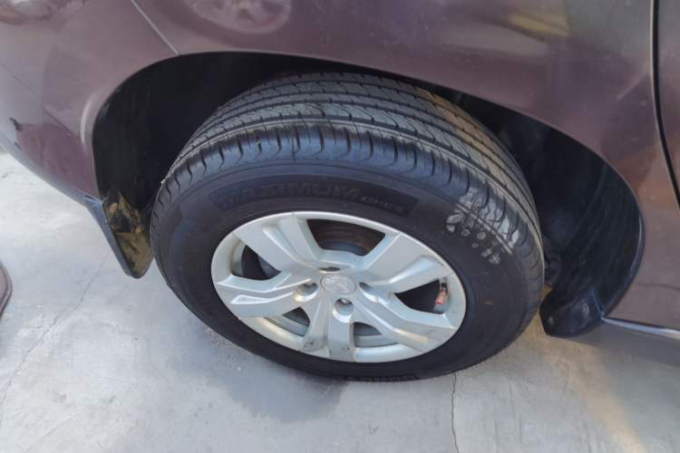 Used Peugeot 2008 2014 1.6L Manual Trend Edition