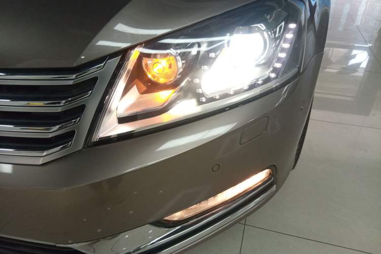 Used Volkswagen Magotan 2015 1.8TSI Prestige Model
