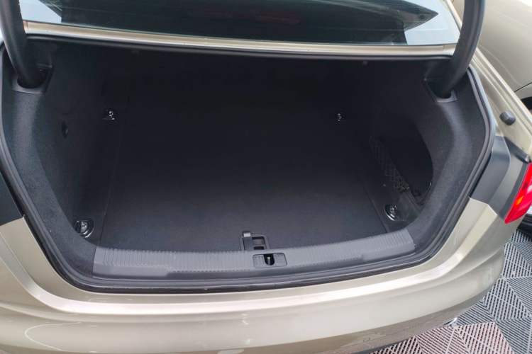 Used Audi A6L 2014 TFSI Standard Model
