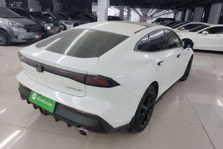 Used Changan UNI-V 2022 1.5T Prestige Version
