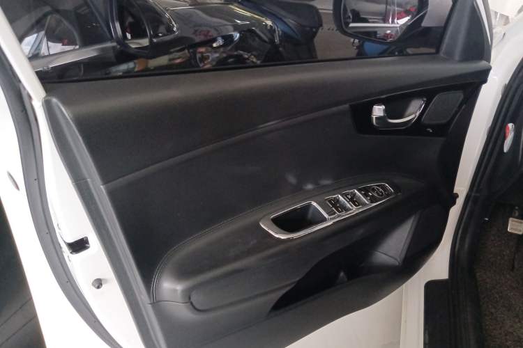 Used Kia K4 2014 1.8L Automatic DLX