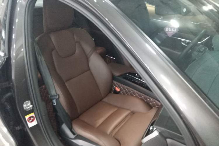 Used Volvo S90 2021 B5 Zhiyuan Luxury Edition