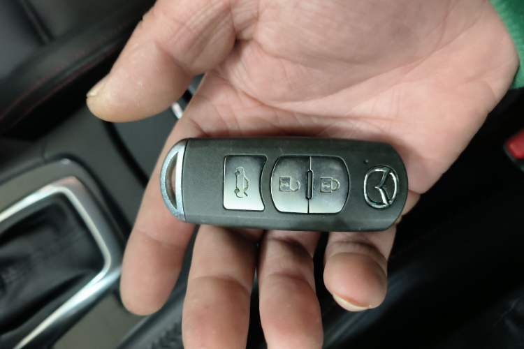 Used Mazda Atenza 2015 2.5L Blue Sky Prestige Edition