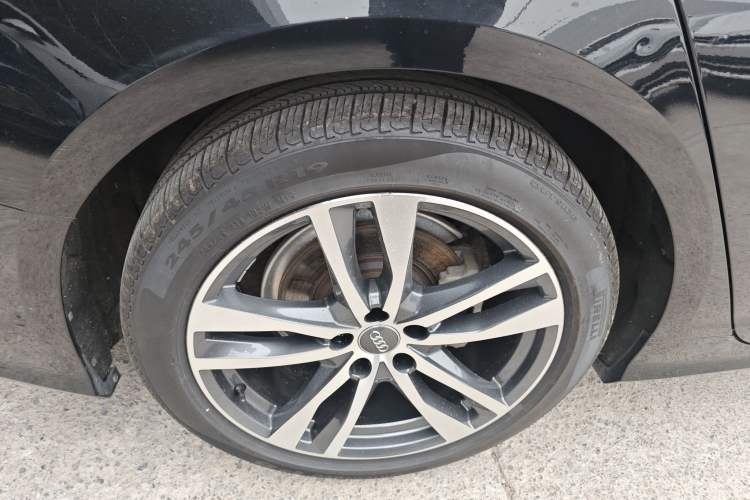 Used Audi A6L 2019 40 TFSI Luxury Dynamic Model