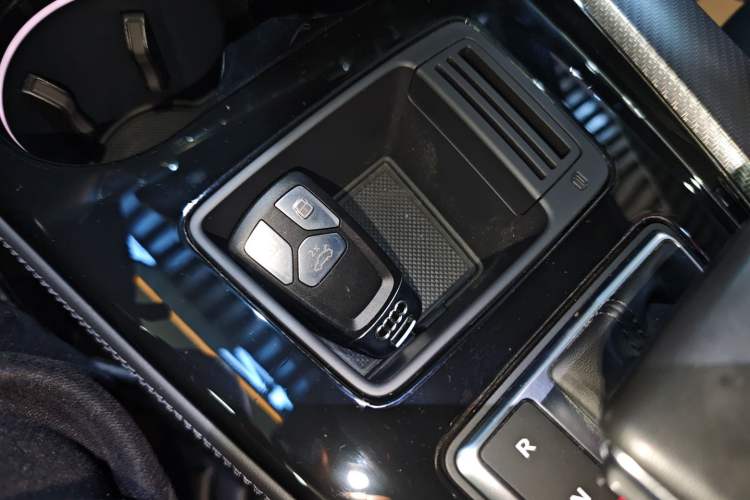 Used Audi A4L 2023 40 TFSI quattro Luxury Dynamic Edition
