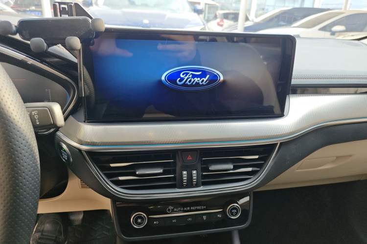 Used Ford Focus 2021 Sedan EcoBoost 180 Automatic Trendy Model