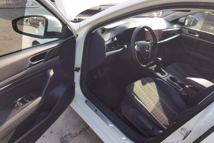 Used Volkswagen Lavida 2021 280TSI DSG Comfort Edition
