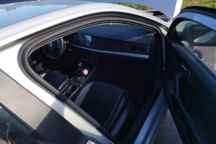 Used Volkswagen Lavida 2018 1.5L Automatic Fashion Edition China V Standard
