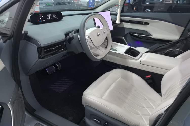 Used  GT 2023 710 Rear-Drive Ultra-Charging Version
