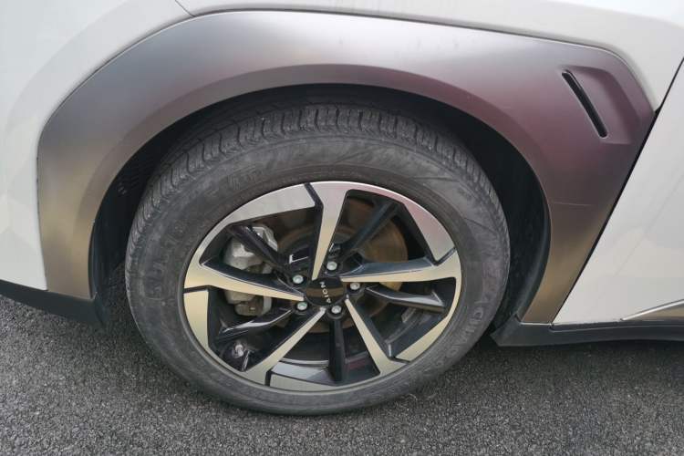 Used AION Y 2022 Plus 70 Smart Edition
