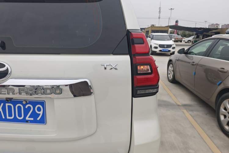 Used Toyota Prado 2018 3.5L Automatic TX
