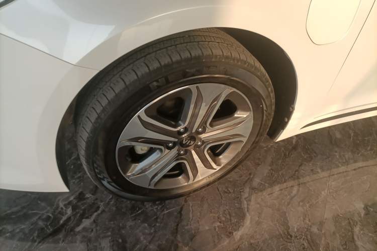 Used Kia K5 New Energy 2018 2.0L Smart Enjoyment Version
